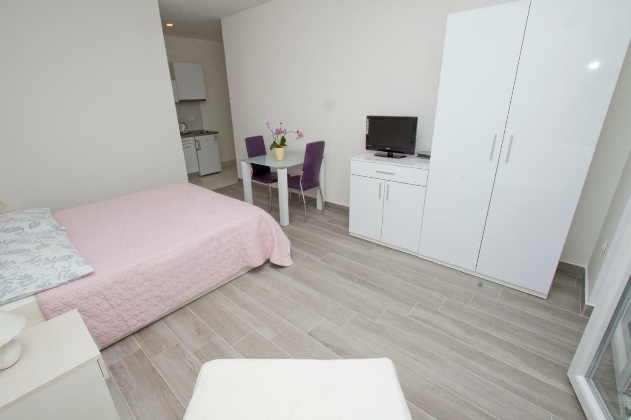 Apartmani Marija Cizmic Makarska Exterior foto